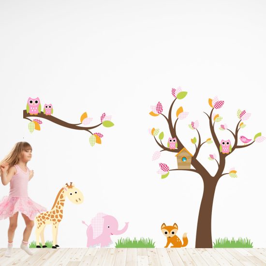 Muursticker-boom-dieren-giraffe-olifant-vogels-roze-kinderkamer